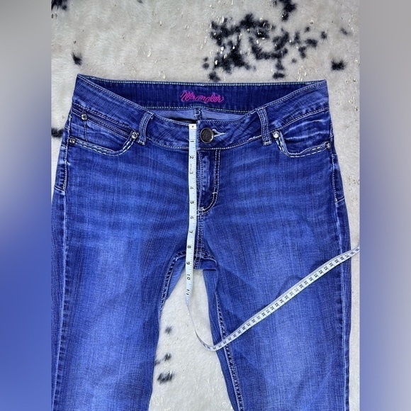 Wrangler Women’s Y2K Vintage Pink Logo Medium Wash Bootcut Denim Jeans Size 32 - Picture 8 of 8